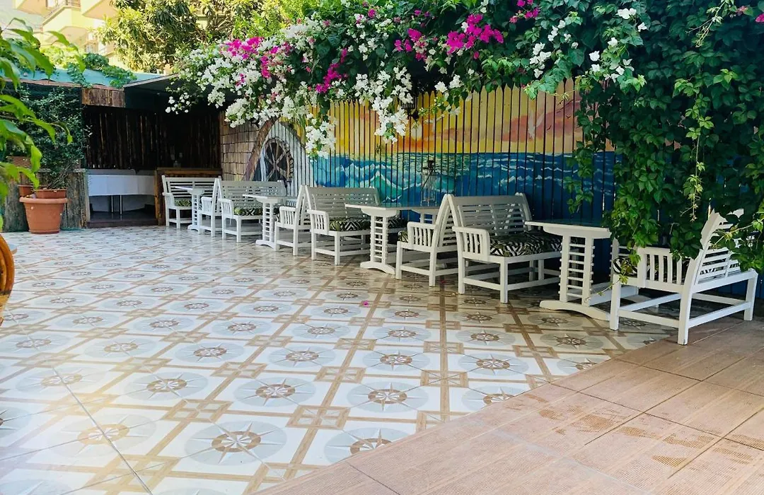 Alanya Queen Apart Otel-1